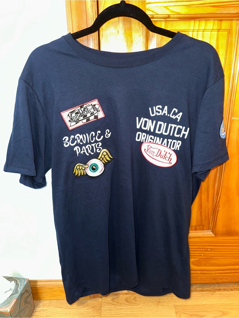 NEW Von Dutch Navy Service & Parts Graphic and patches  T-Shirt Size Large NWT